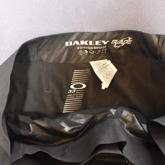 OAKLEY BLADE 4 BOARDSHORTS WITH COMPRESSION LINER BLACK US MEN'S PREOWNED - Picture 4 of 11